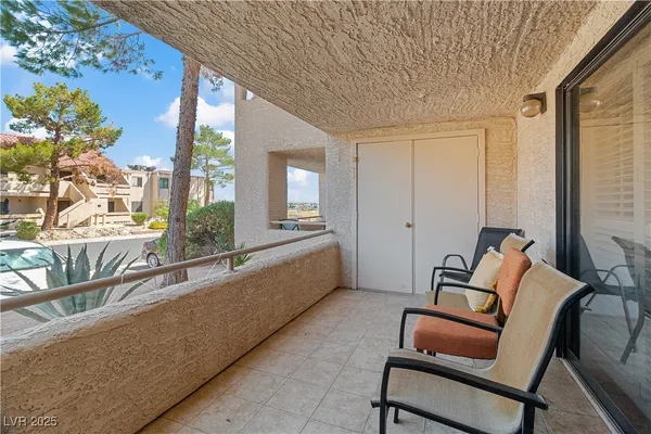 $274,000 | 3819 Desert Marina Drive, Unit 205, Laughlin, NV 89029