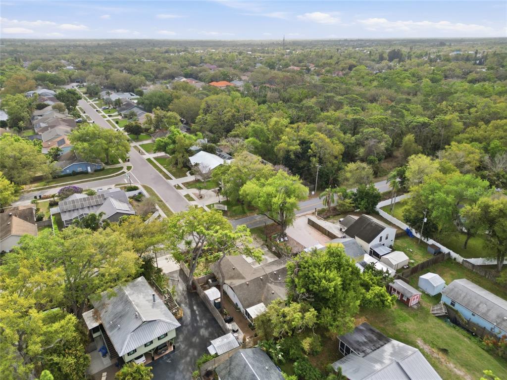 4576 Bliss Road Sarasota, FL 34233 - Photo 37 of 40 an aerial view of multiple house