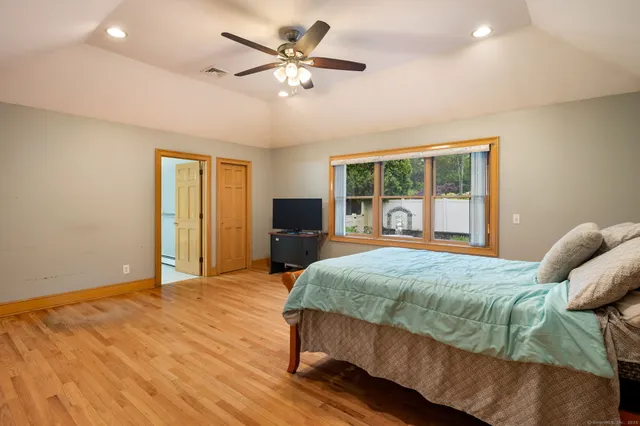 $699,900 | 4 Florence Drive, Prospect, CT 06712