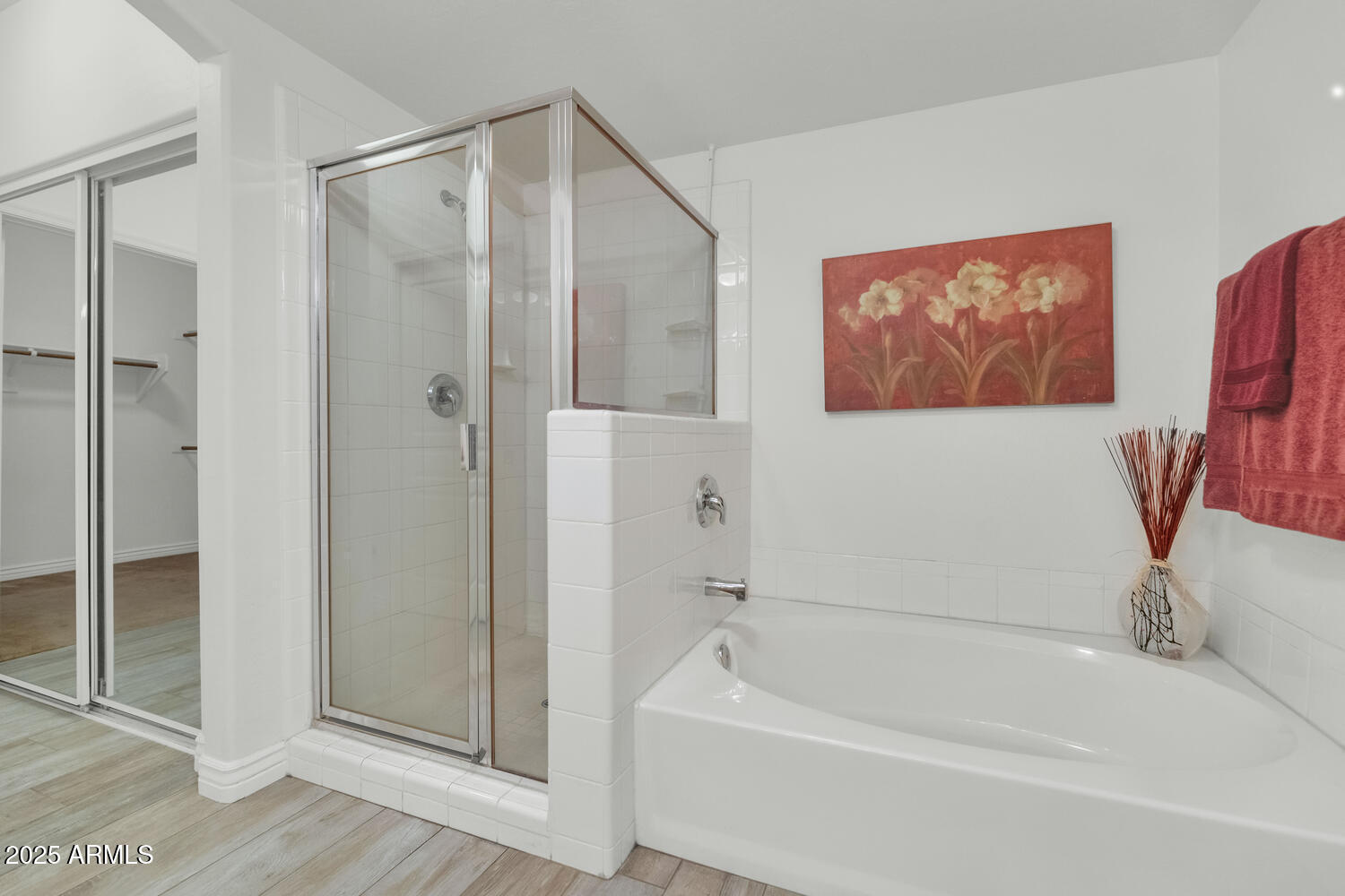 955 East Knox Road, Unit 137 Chandler, AZ 85225 - Photo 14 of 23 Primary Bath