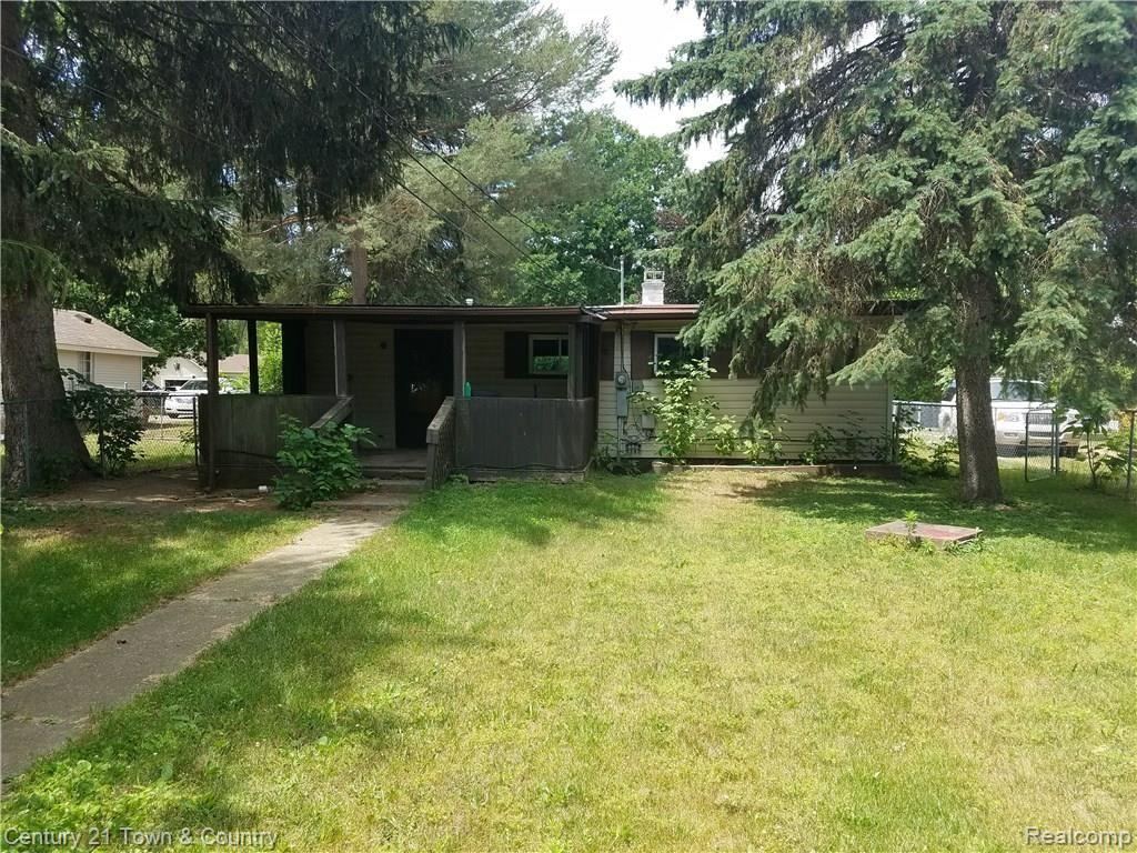 3371 Longview Avenue Rochester, MI 48307 - Photo 12 of 15 20170622_123214.jpg