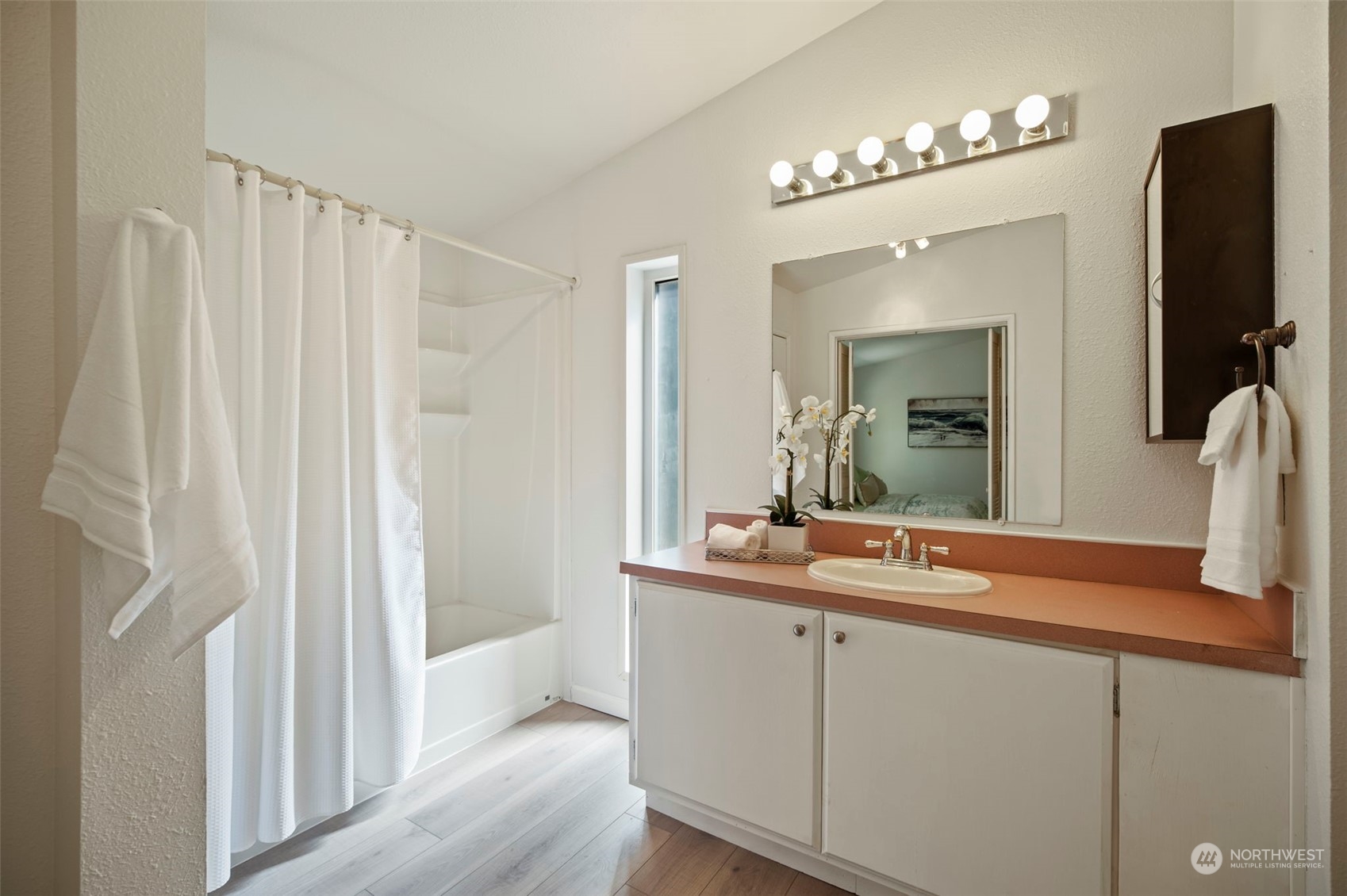 12701 Northeast 190th Street Bothell, WA 98011 - Photo 15 of 22 Gallery Image 15