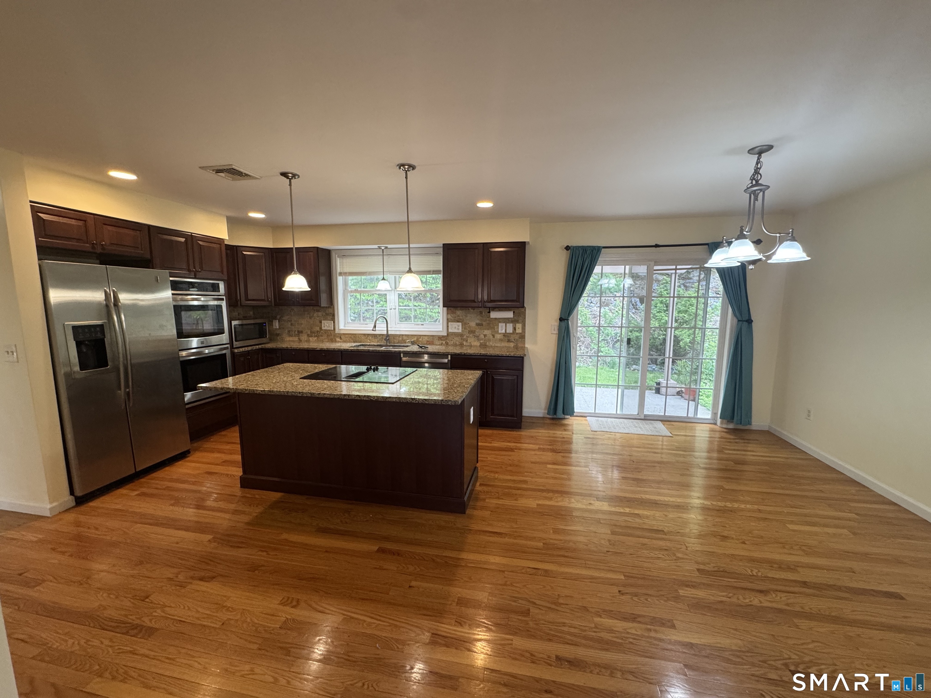 32 Tyler Hill Road Naugatuck, CT 06770 - Photo 6 of 27