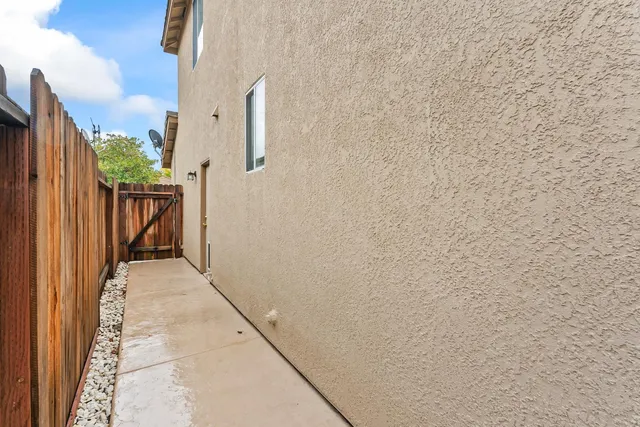 $635,000 | 8041 Ryan Taylor Way, Roseville, CA 95747