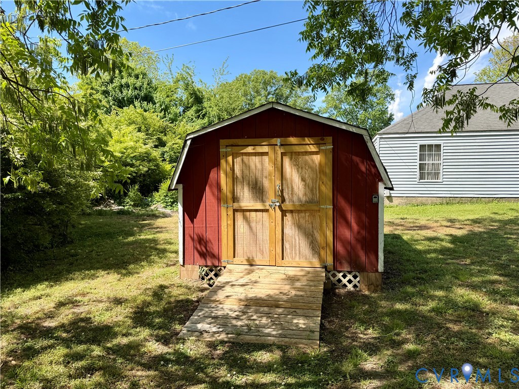 1619 F Street West Point, VA 23181 - Photo 10 of 27