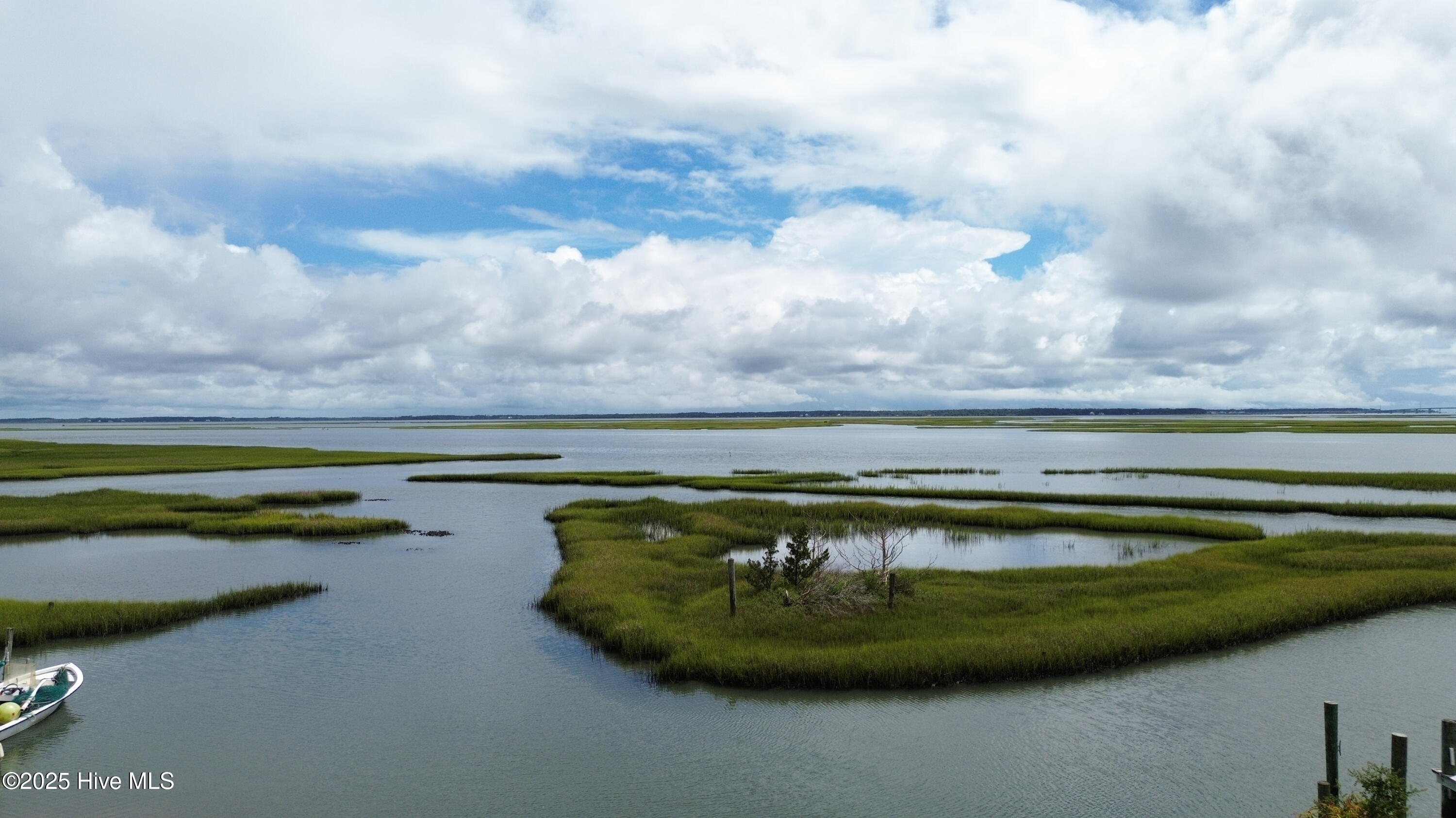 107 Lennoxville Point Road Beaufort, NC 28516 - Photo 15 of 47 DJI_0028