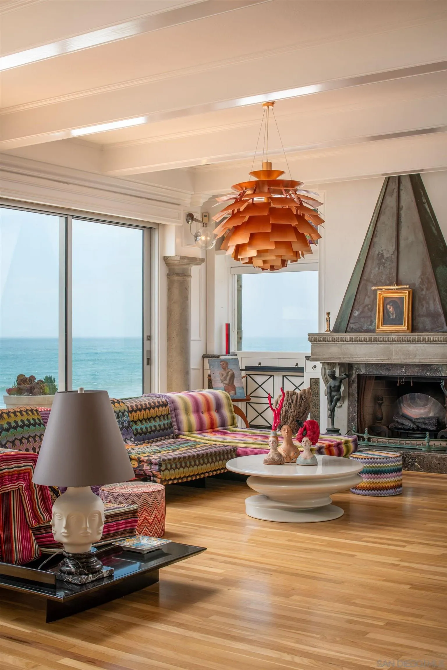 5143 Shore Drive Carlsbad, CA 92008 - Photo 28 of 66 a living room with furniture and a floor to ceiling window