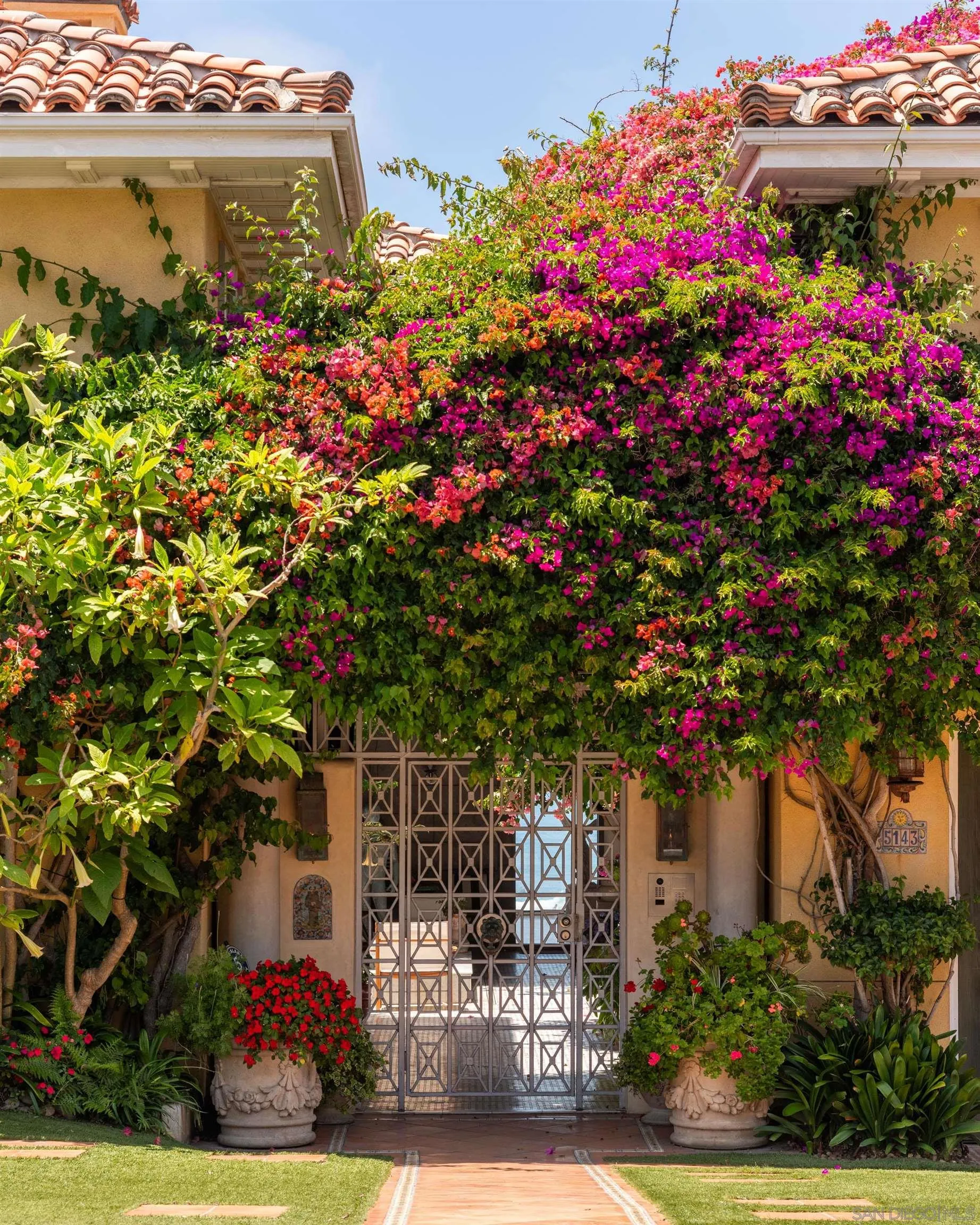 5143 Shore Drive Carlsbad, CA 92008 - Photo 46 of 66 a picture of flowers