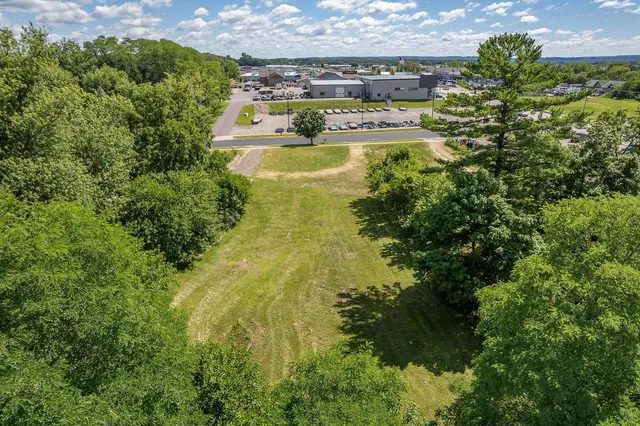 $159,900 | 101 Logelin Drive, Reedsburg, WI 53959