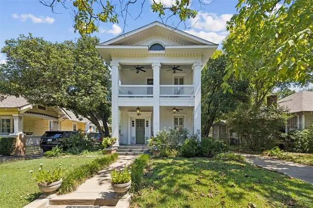 $849,000 | 306 North Windomere Avenue, Dallas, TX 75208