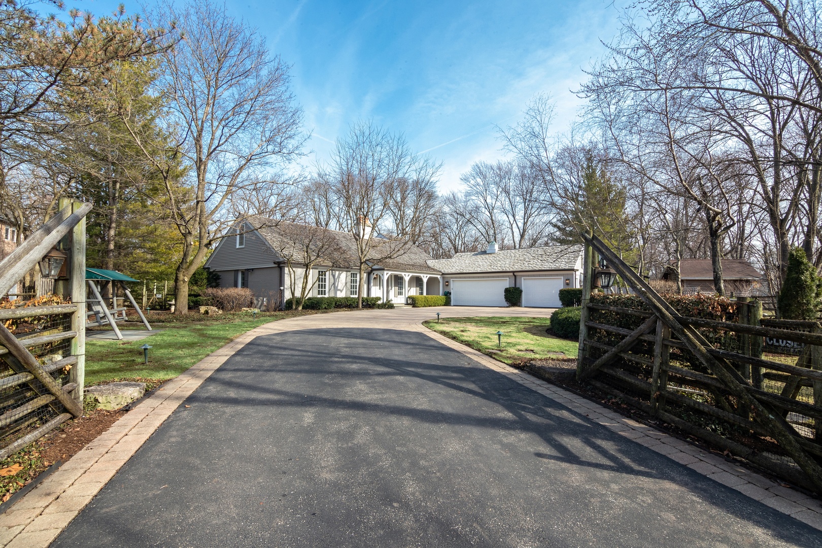 315 Pebblebrook Road Northbrook, IL 60062 - Photo 2 of 37