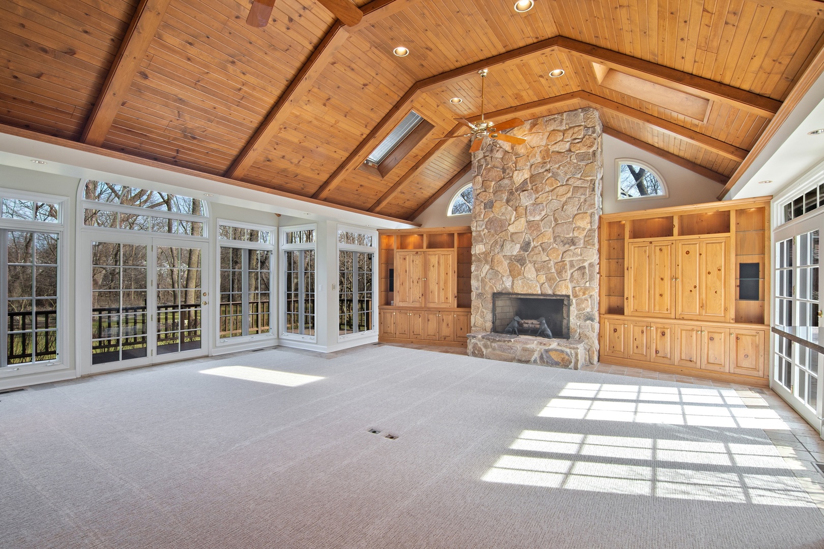 315 Pebblebrook Road Northbrook, IL 60062 - Photo 11 of 37