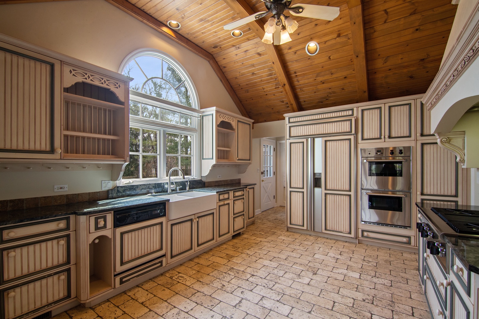 315 Pebblebrook Road Northbrook, IL 60062 - Photo 8 of 37