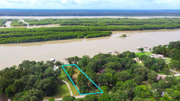 $135,000 | 163 Deerwood Trail, Trinity, TX 75862