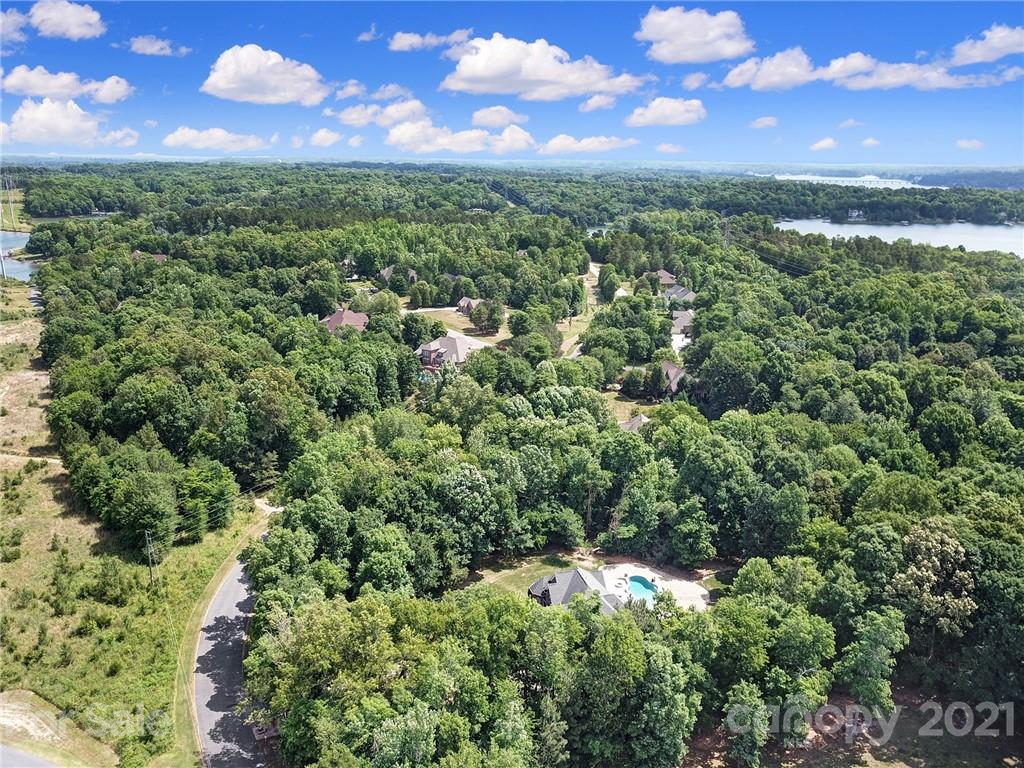 5975 Morning Star Road, Unit 33 Lake Wylie, SC 29710 - Photo 6 of 11 Gallery Image 6