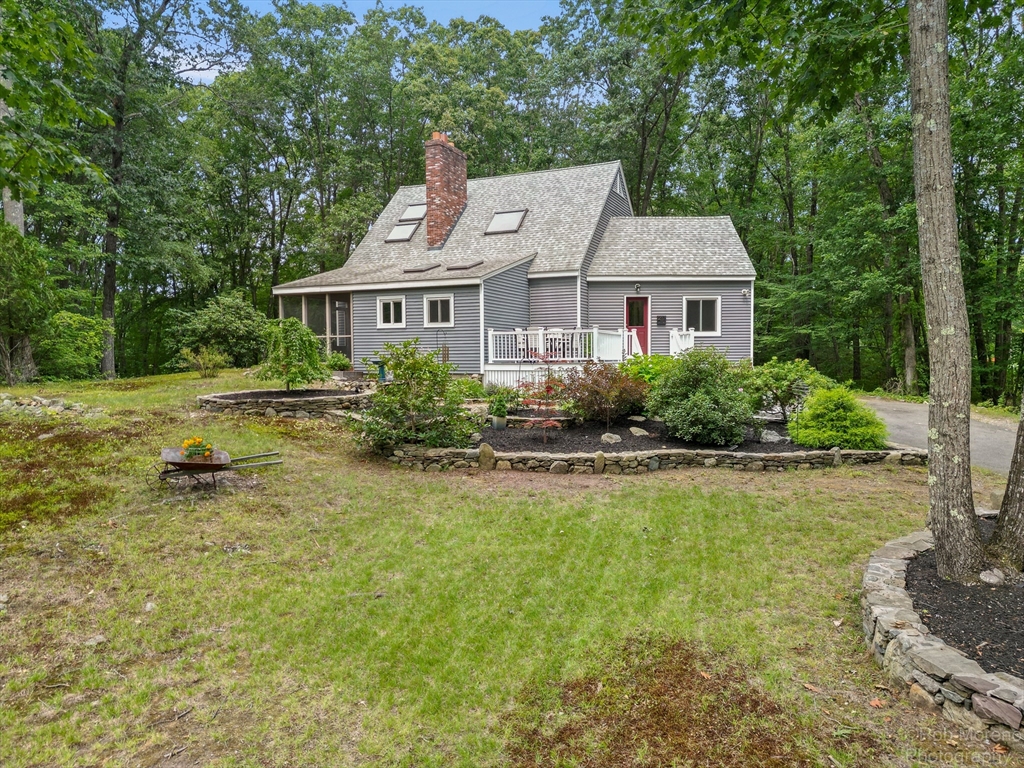217 7 Star Road Groveland, MA 01834 - Photo 8 of 42 Gallery Image 8