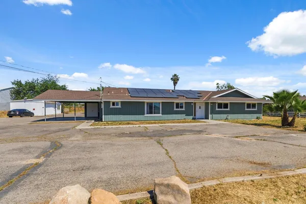 $730,000 | 5792 West Olive Avenue, Fresno, CA 93723