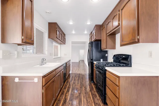 $799,900 | 6917 Luther Circle, Moorpark, CA 93021