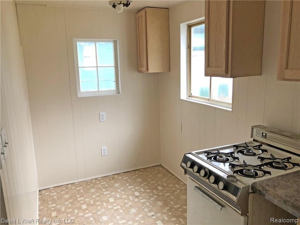 971 Port Austin Road Port Austin, MI 48467 - Photo 11 of 18 IMG_3266.jpg