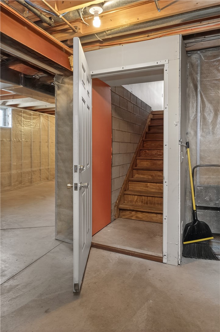 133 Blue Aspen Way Greece, NY 14612 - Photo 32 of 35 Walk-out Basement to Garage