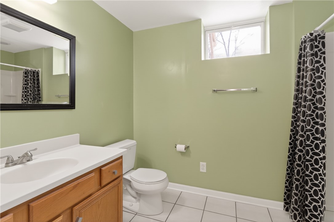 133 Blue Aspen Way Greece, NY 14612 - Photo 33 of 35 Bathroom 3 of 3.5