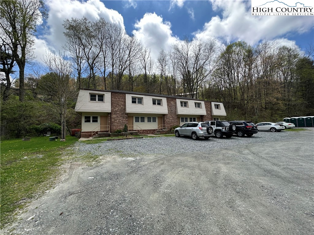 150 Paul Greer Road Boone, NC 28607 - Photo 3 of 26 Gallery Image 3