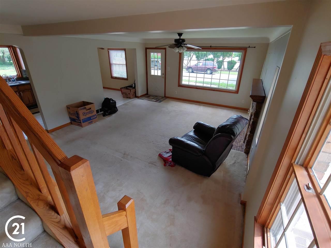 210 Riverside Drive Mount Clemens, MI 48043 - Photo 13 of 46 31385711-12.JPG