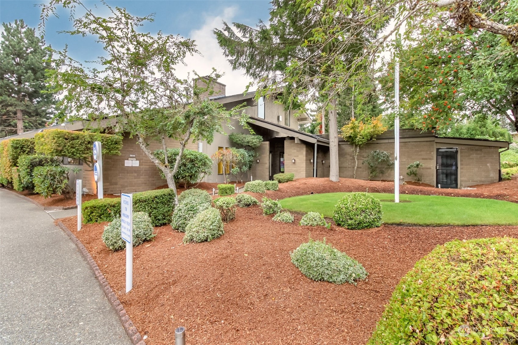 201 Union Avenue Southeast, Unit 6 Renton, WA 98059 - Photo 36 of 36 Gallery Image 36