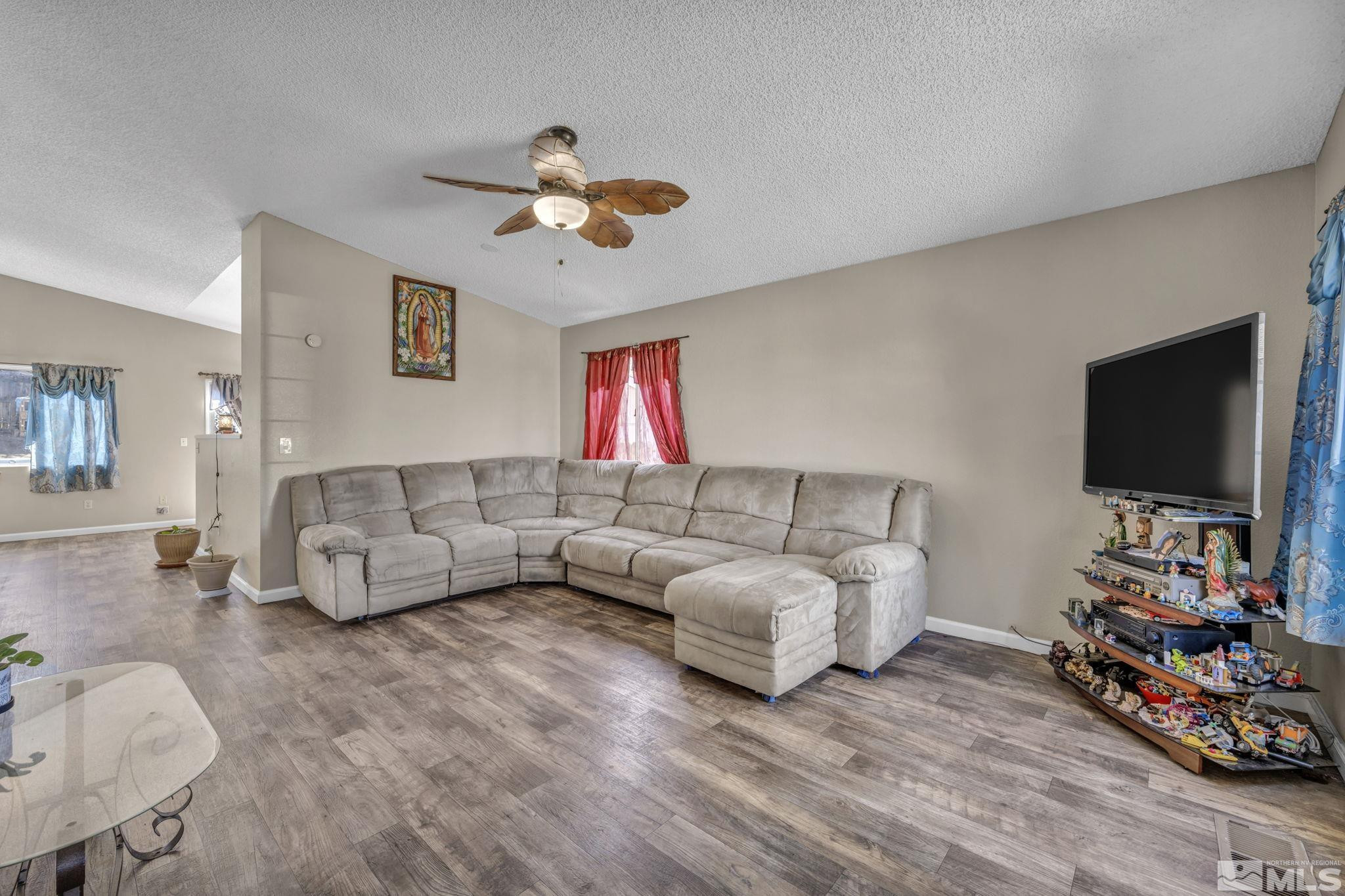 7650 Deep Bay Drive Reno, NV 89506 - Photo 5 of 39 Photo 5