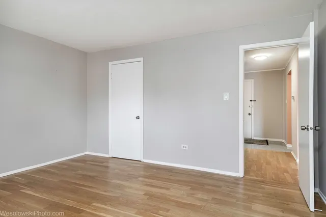 $175,000 | 8936 North Parkside Avenue, Unit 108, Des Plaines, IL 60016