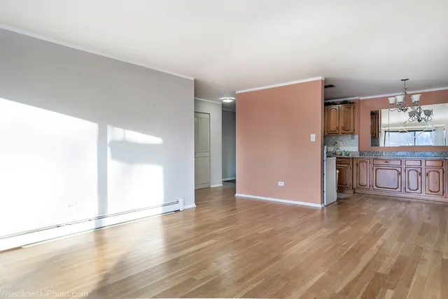 $175,000 | 8936 North Parkside Avenue, Unit 108, Des Plaines, IL 60016