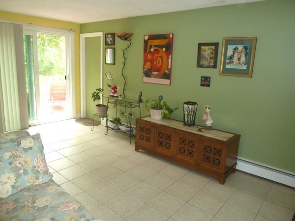 6 Ruping Drive Burlington, MA 01803 - Photo 6 of 22 Gallery Image 6