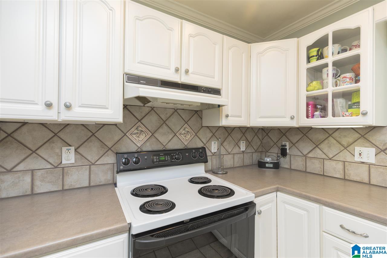 4480 South Shades Crest Road Helena, AL 35022 - Photo 20 of 35