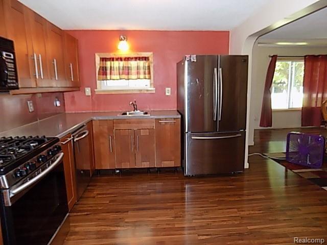 3026 Beach Road Port Huron, MI 48060 - Photo 21 of 40 DSCN1308.JPG