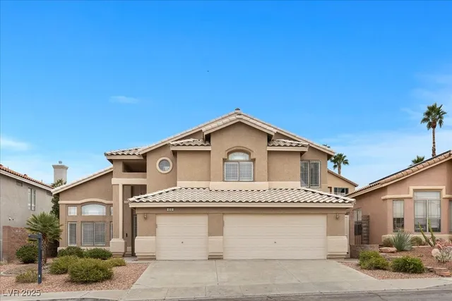 $699,000 | 272 Grand Olympia Drive, Henderson, NV 89012
