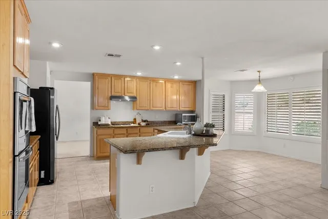 $699,000 | 272 Grand Olympia Drive, Henderson, NV 89012
