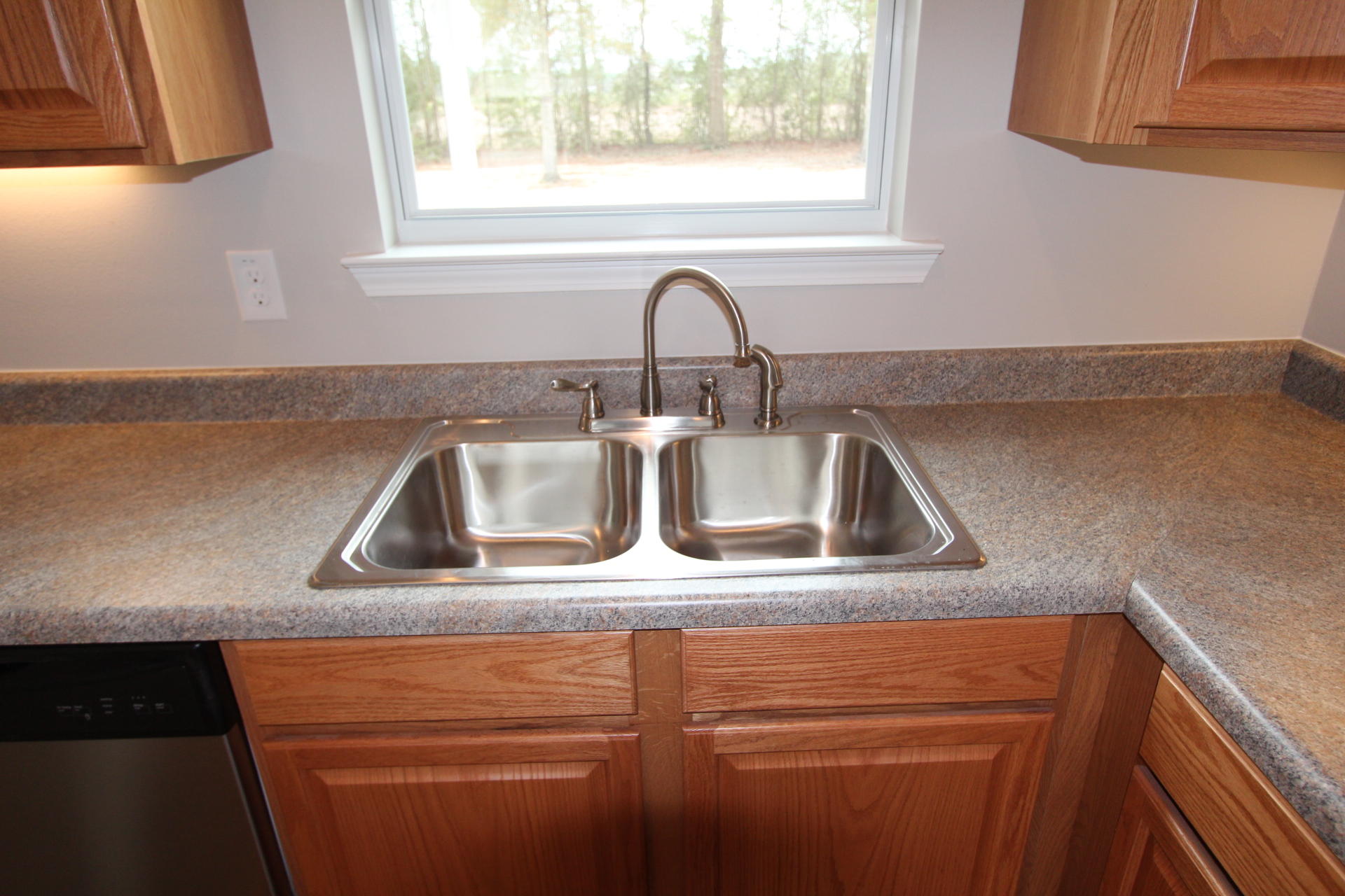 290 East Renoir Road DeFuniak Springs, FL 32433 - Photo 27 of 31 padgett builders 028.JPG