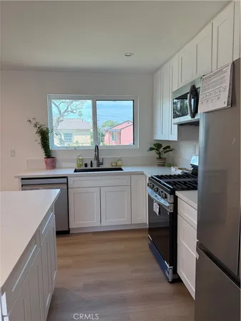 $699,900 | 14102 South Parmalee Avenue, Compton, CA 90222