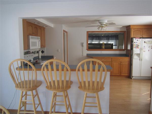 44 Linden Road Peabody, MA 01960 - Photo 2 of 14 Gallery Image 2