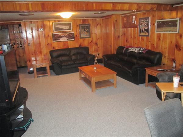 44 Linden Road Peabody, MA 01960 - Photo 10 of 14 Gallery Image 10