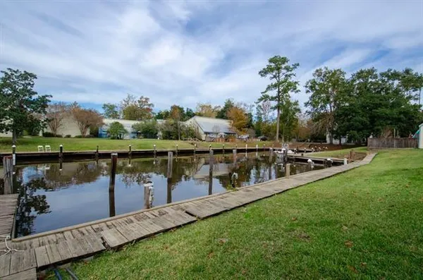 $1,650 | 350 Atalin Street, Unit 9A, Mandeville, LA 70448