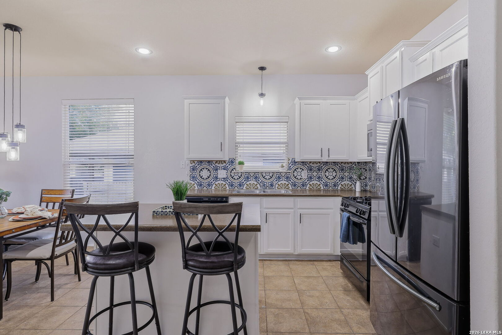 732 Hollow Ridge Schertz, TX 78108 - Photo 13 of 26