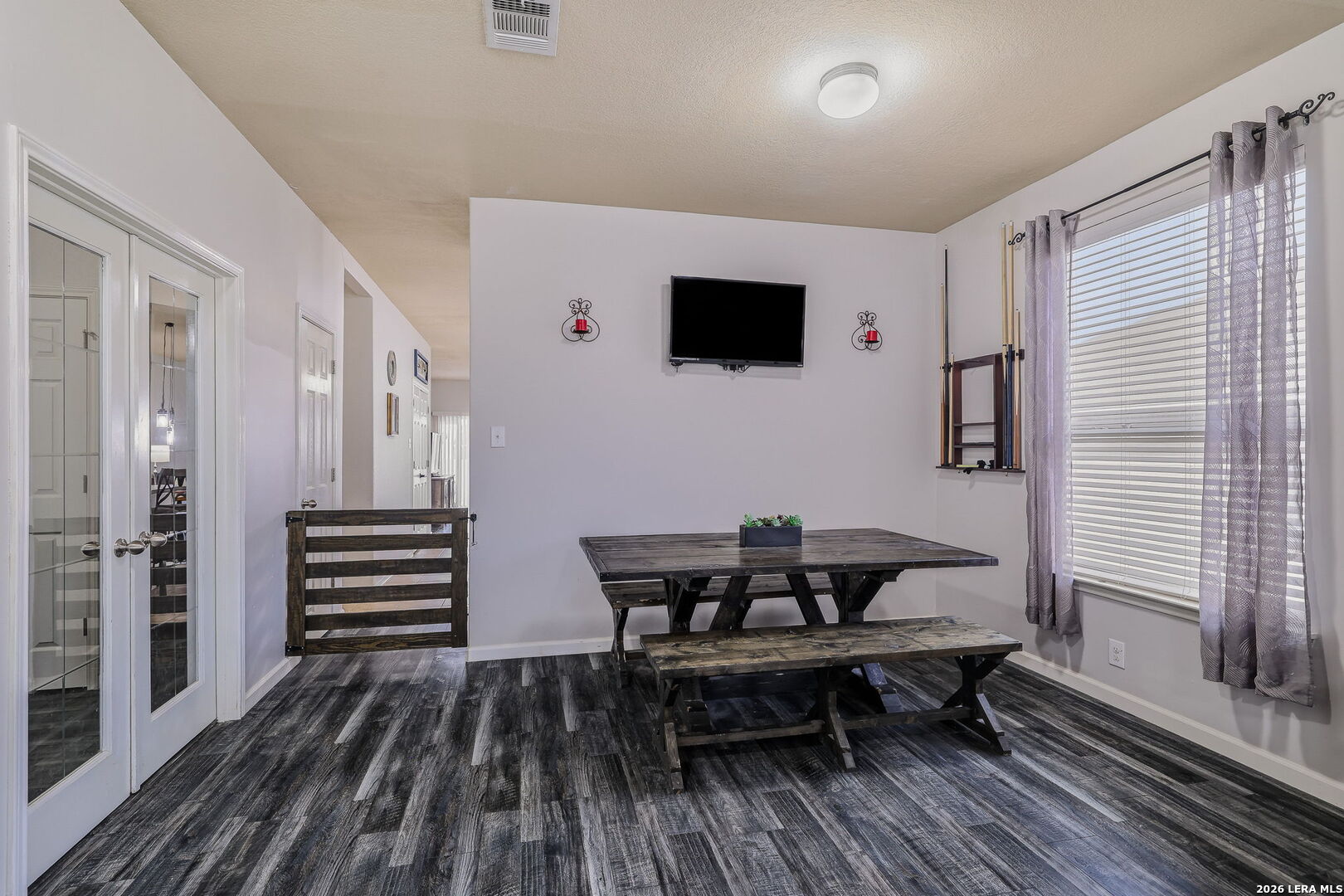 732 Hollow Ridge Schertz, TX 78108 - Photo 7 of 26