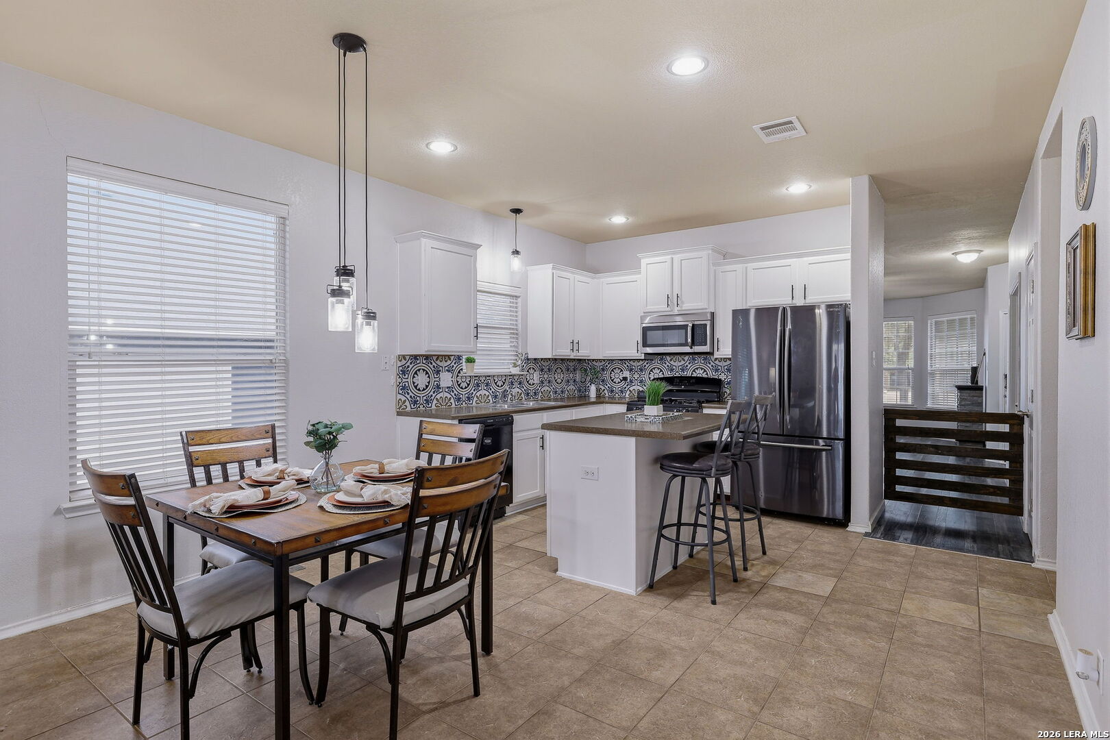 732 Hollow Ridge Schertz, TX 78108 - Photo 10 of 26