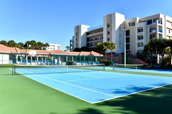 a view of an outdoor space