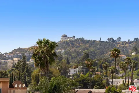 $1,300,000 | 2930 Rowena Avenue, Unit 2, Los Angeles, CA 90039