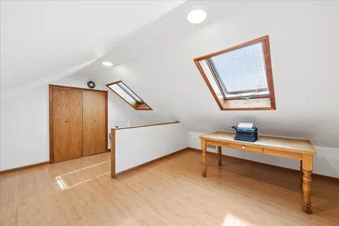$375,000 | 310 Jackson Avenue, Glencoe, IL 60022