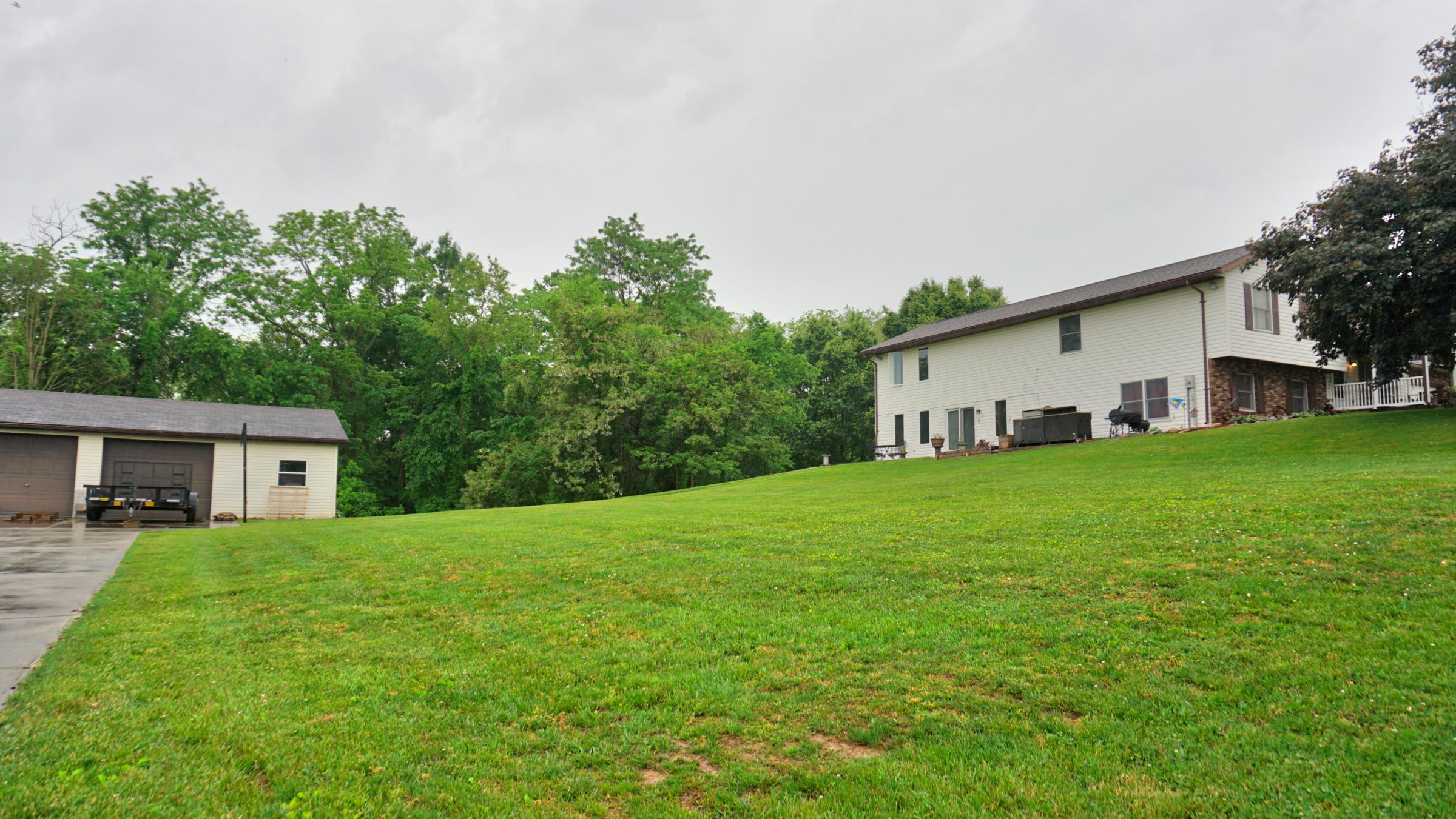 225 Rusty Rifle Road Zanesville, OH 43701 - Photo 9 of 58