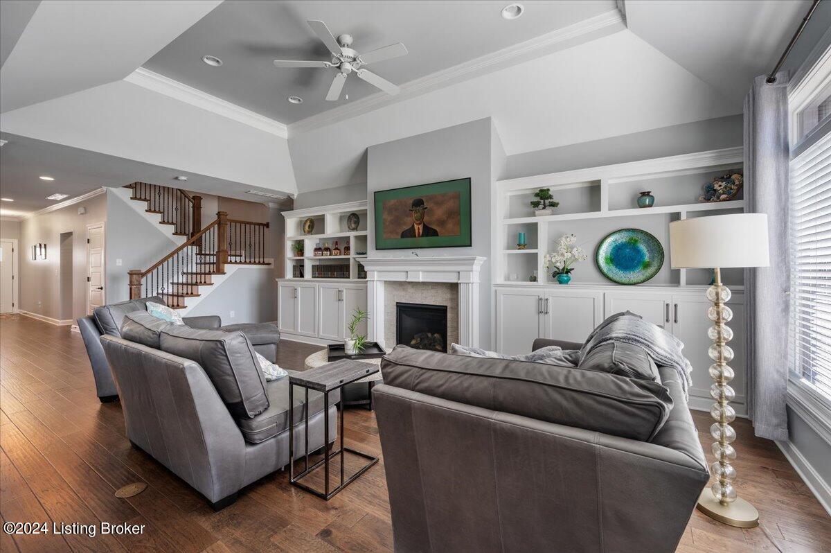 1951 Rivers Landing Drive Prospect, KY 40059 - Photo 14 of 47 Living Room