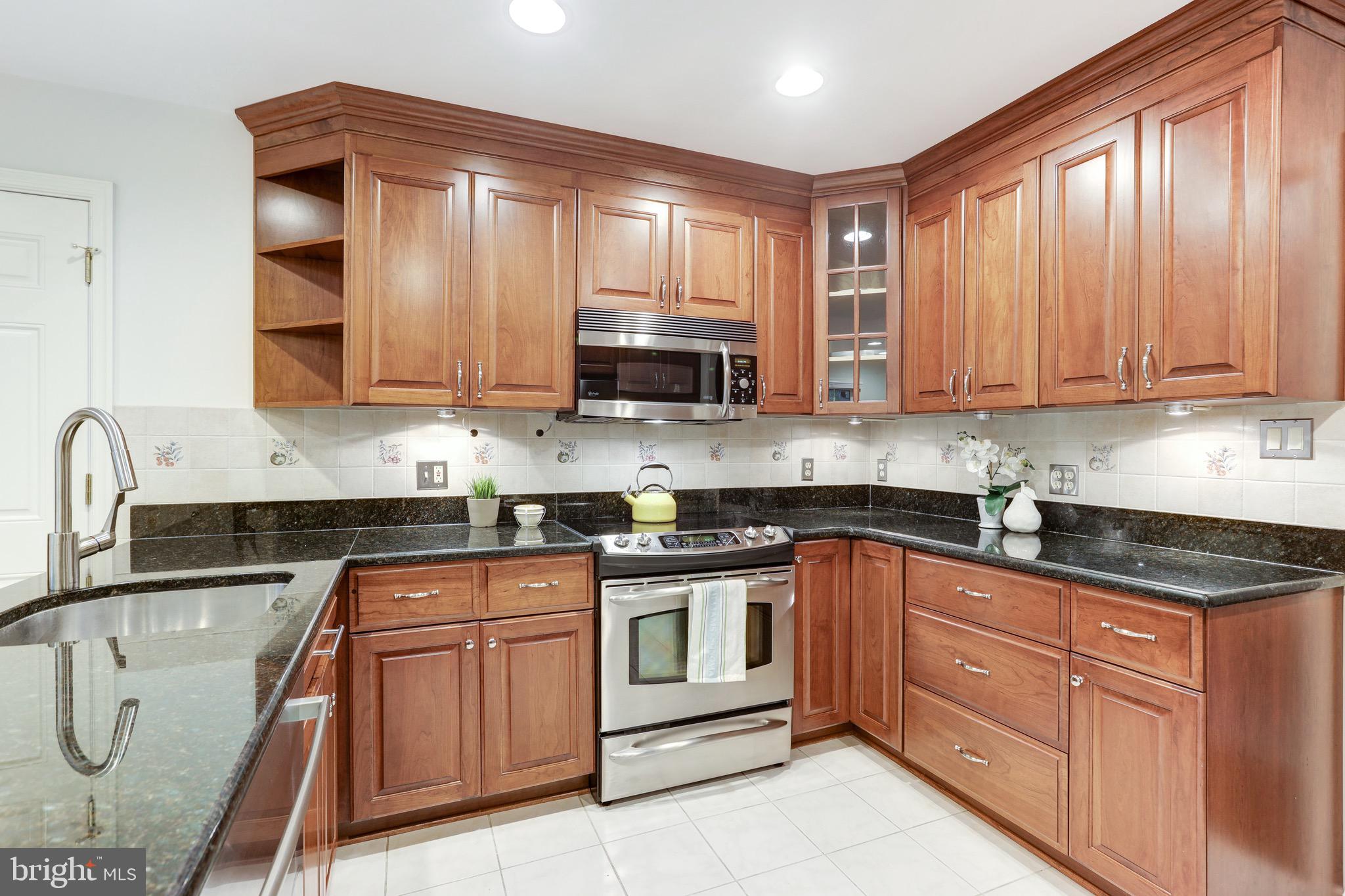 2621 Fox Mill Road Reston, VA 20191 - Photo 5 of 67